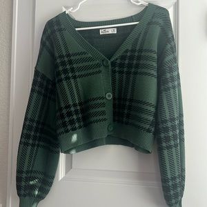 Hollister Women’s Cropped Button Sweater